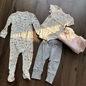 Baby girl clothes - 9-12 months